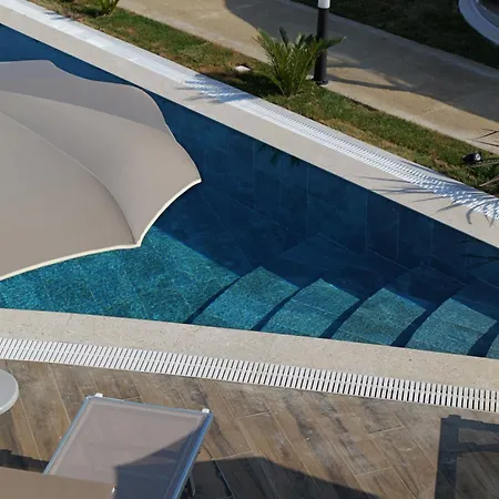Piccolo Paradiso - Glamping Hotel Shëngjin